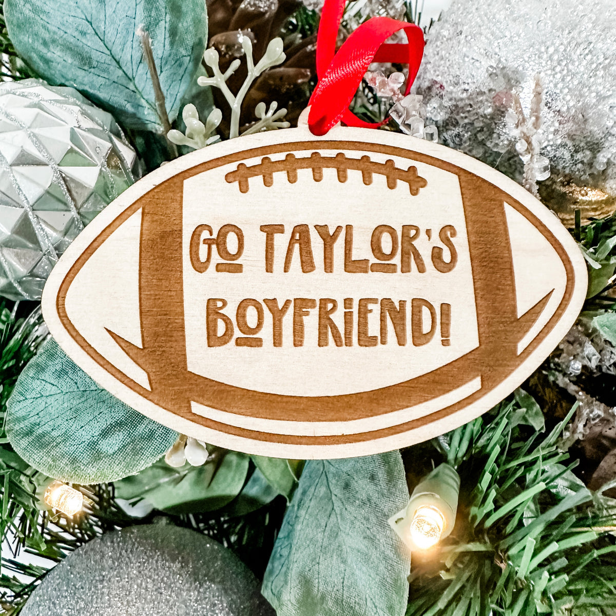 Go Taylor’s Boyfriend Ornament